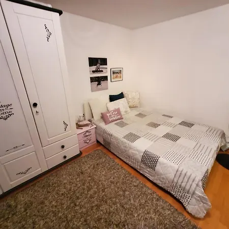 Single In House